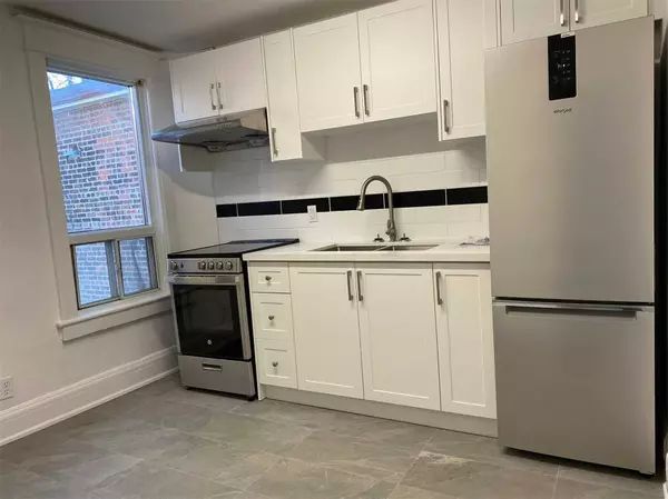 Toronto W02, ON M6H 4B5,1071 Dufferin ST #2nd Fl