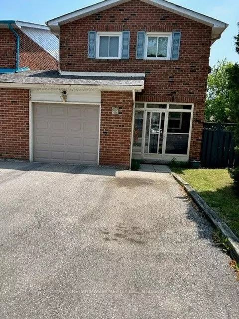 Brampton, ON L6Z 3S1,35 ROSEPAC AVE