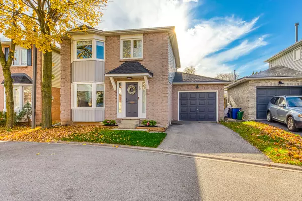 Burlington, ON L7P 4S3,2345 Cotswold CRES #16