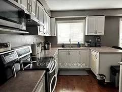 Brampton, ON L6V 4M2,65 Brickyard WAY #177