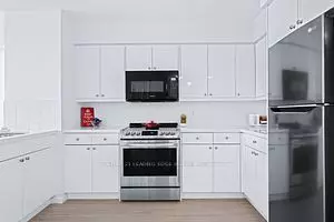 Toronto W06, ON M8V 3W9,1 Palace Pier CT #2712