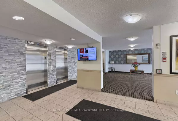 Mississauga, ON L5L 2E9,3501 Glen Erin DR #409