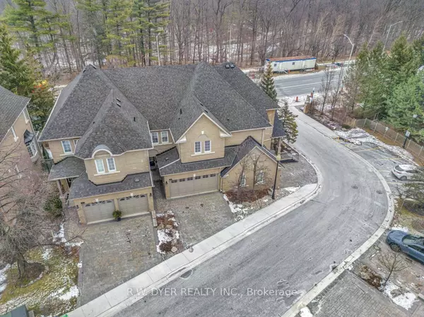 Mississauga, ON L5L 5Y9,2000 The Collegeway N/A #3