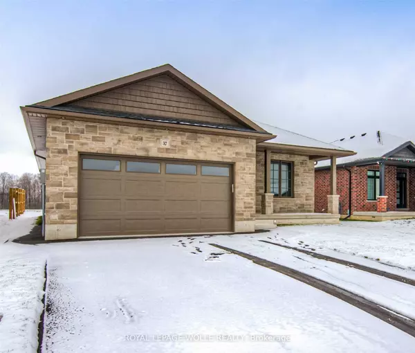 North Perth, ON N4W 0J8,37 Winchester CRES