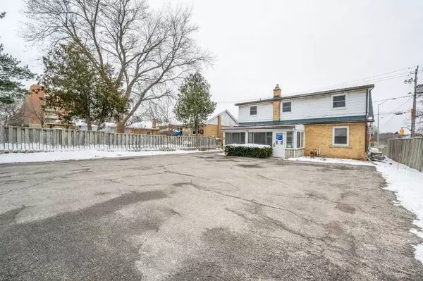 Kitchener, ON N2B 1Y5,52 Bruce ST