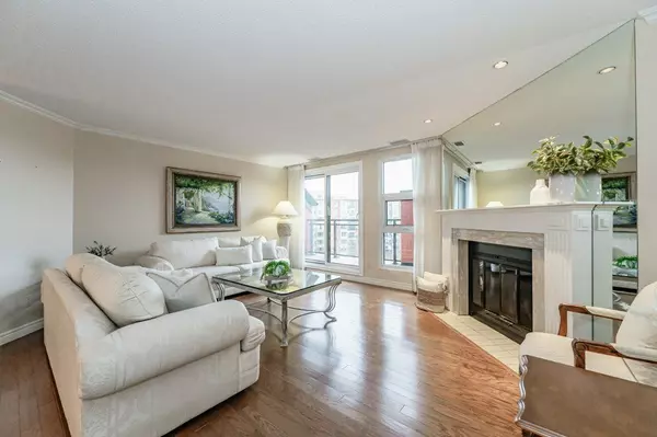 Waterloo, ON N2J 4M4,54 Blue Springs DR #63