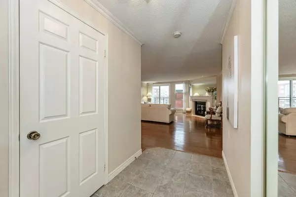 Waterloo, ON N2J 4M4,54 Blue Springs DR #63