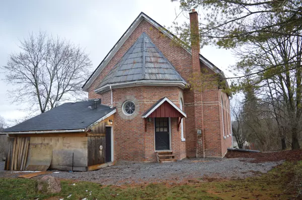 Hamilton Township, ON K0K 2H0,9606 Queen ST