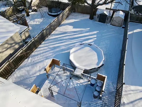 Kawartha Lakes, ON K9V 1V5,5.5 Division ST