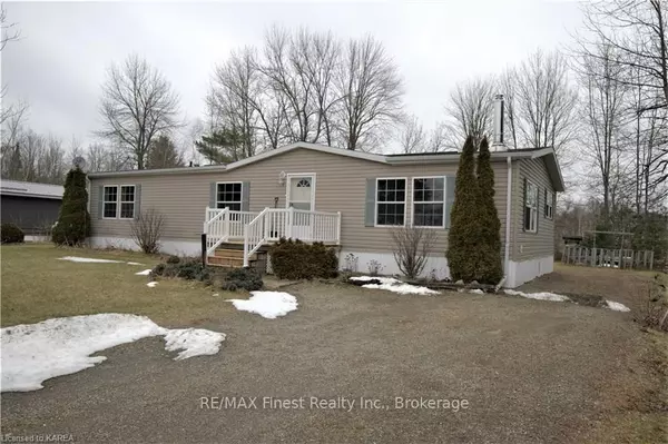 Leeds & Grenville, ON K6V 5T2,7284 DIXON RD #217