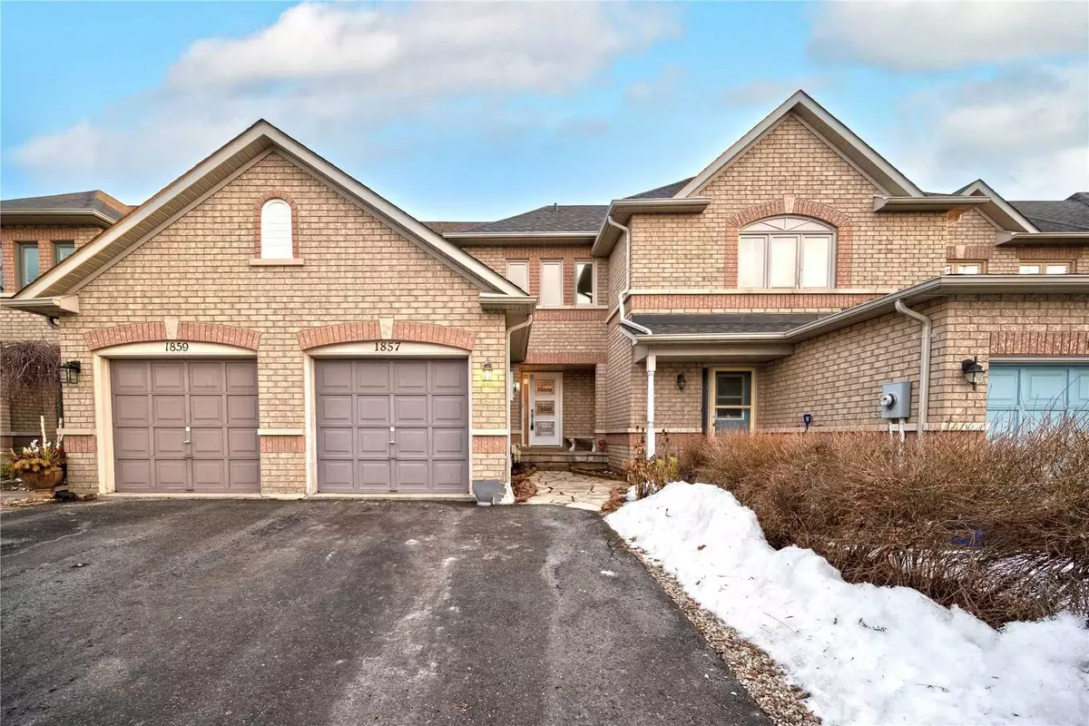 Oshawa, ON L1G 7Z1,1857 Woodgate CT