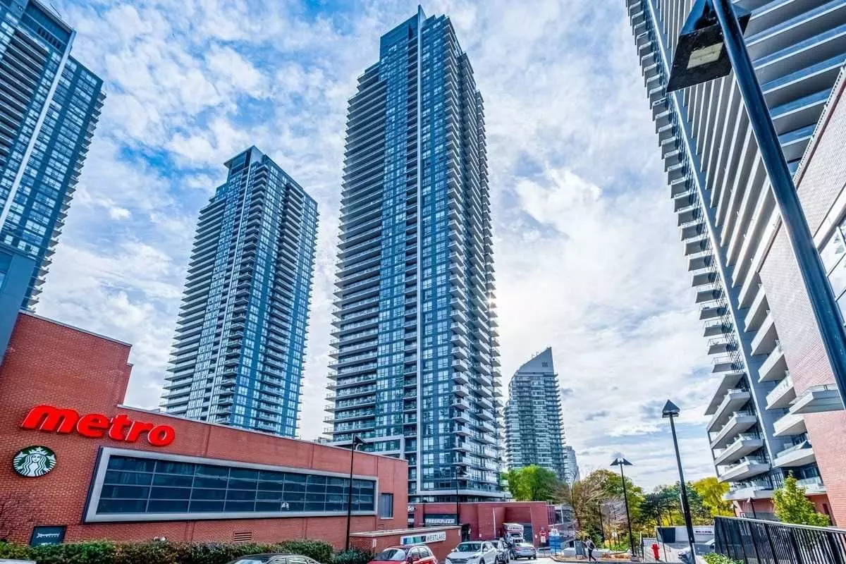 Toronto W06, ON M8V 0C1,2220 Lake Shore BLVD W #1006