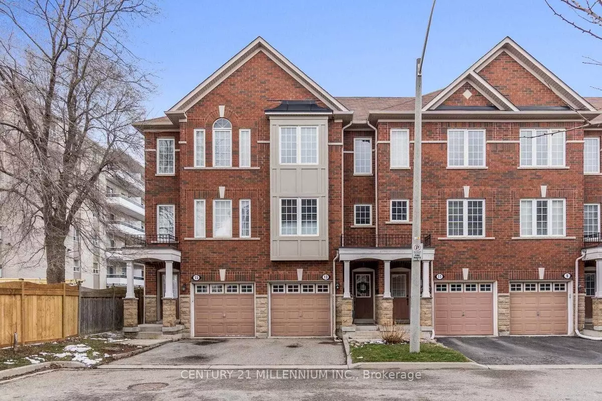 Brampton, ON L6X 0H1,13 Garden Park LN