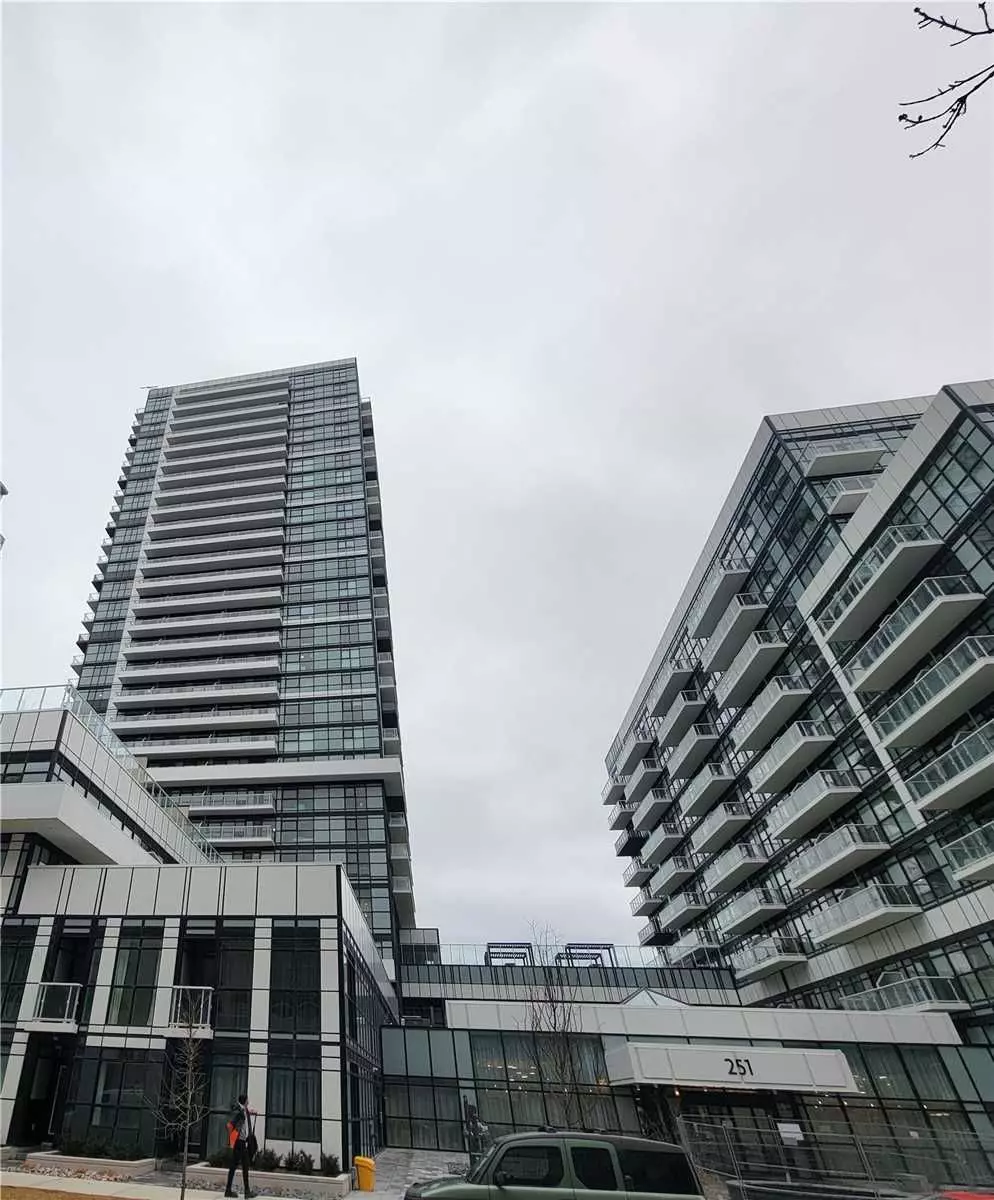 Toronto W06, ON M8Y 0C7,251 Manitoba ST #1602