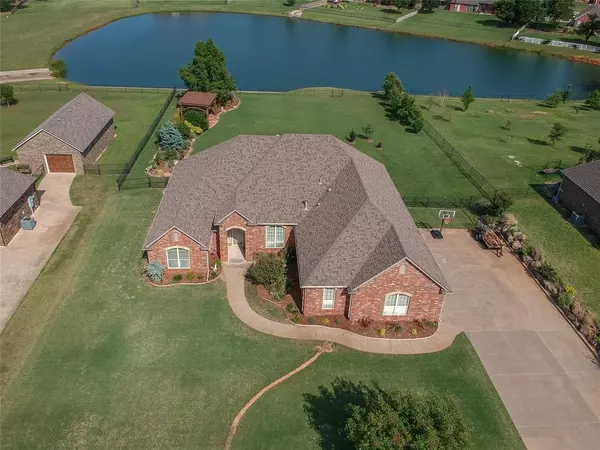 832 Sterling Drive, Choctaw, OK 73020