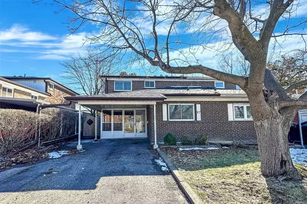 Toronto C15, ON M2J 3M9,97 Cairnside CRES