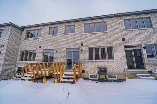 Whitby, ON L1P 0M7,164 Closson DR