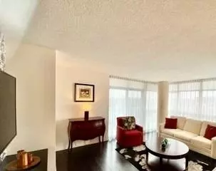 Whitby, ON L1N 1B9,1600 Charles ST #404