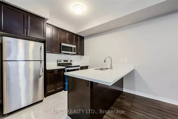 Toronto E10, ON M1E 0B8,45 Heron Park PL ##8