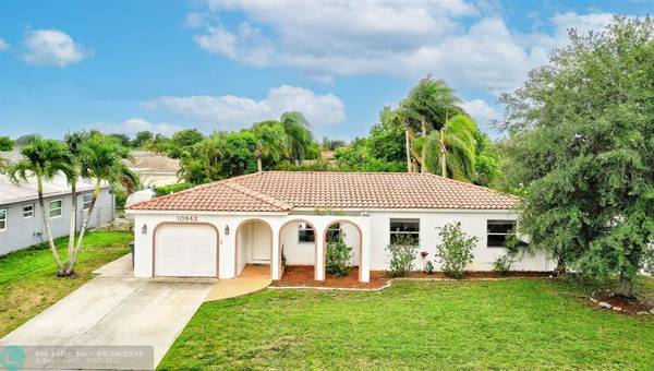 10942 Gable St, Boca Raton, FL 33428