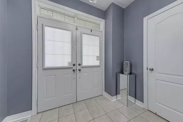 Barrie, ON L4N 7T6,19 Forsyth CRES