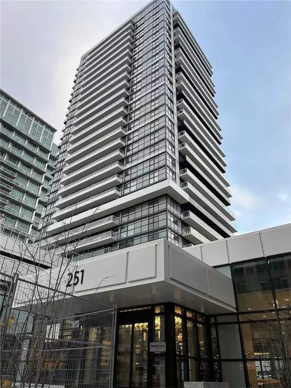 Toronto W06, ON M8Y 4G9,251 Manitoba ST #2709