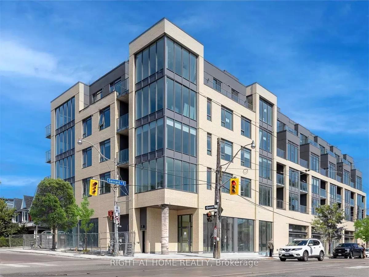 Toronto E01, ON M4K 3B2,495 Logan AVE #406