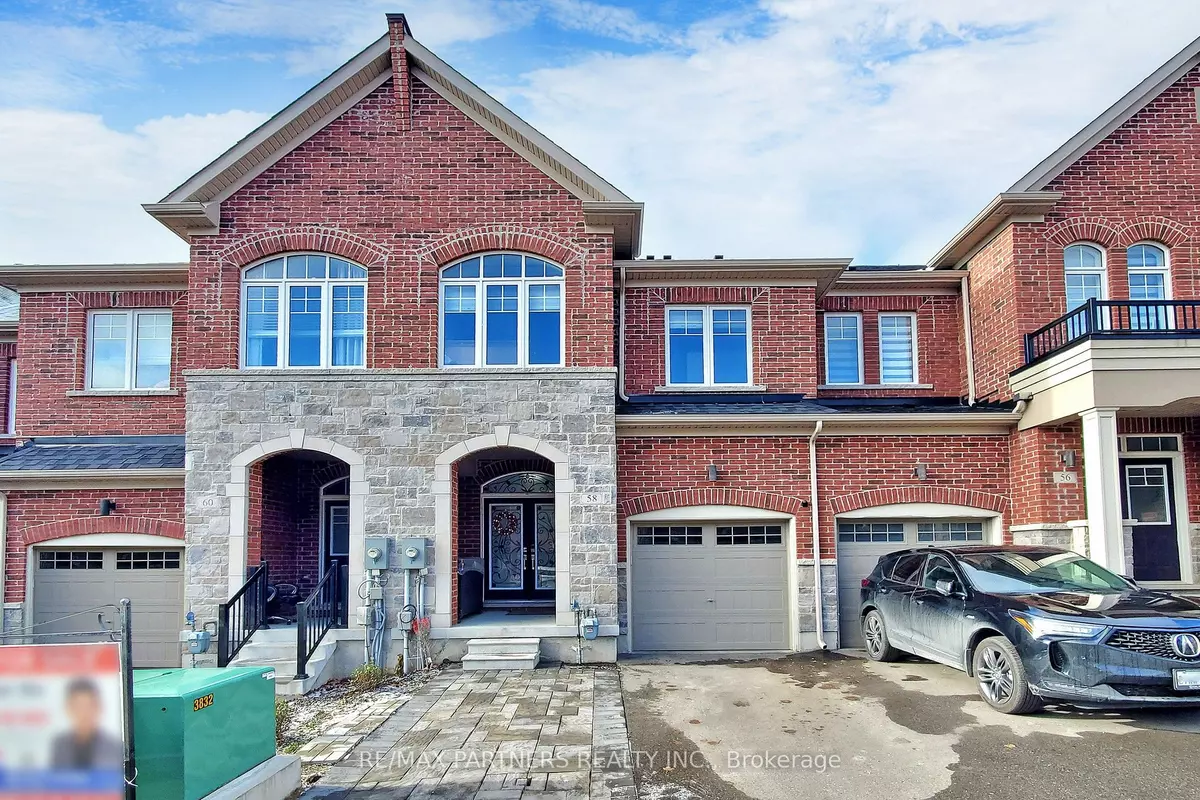 Newmarket, ON L3Y 0E1,58 Dundonald TRL