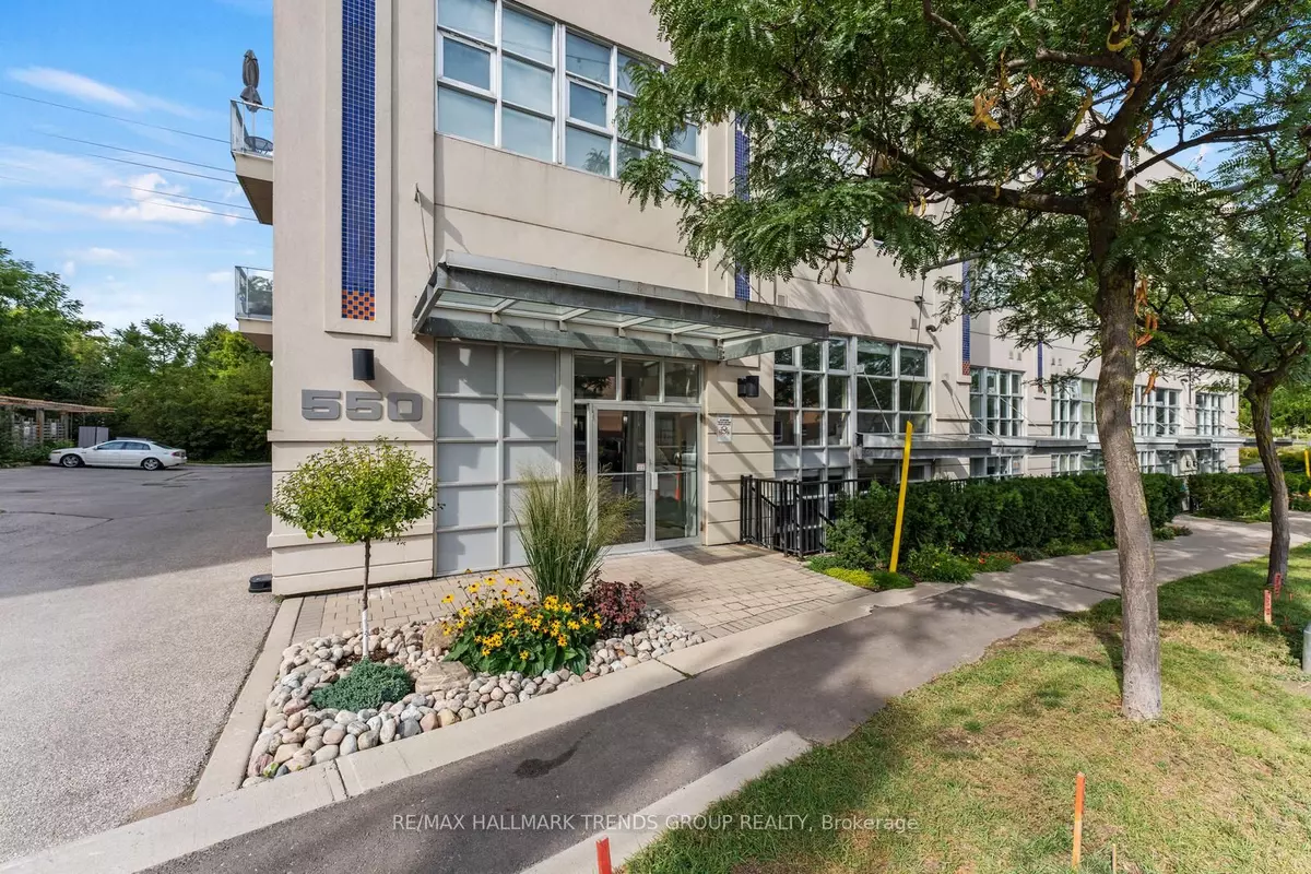 Toronto W04, ON M6E 2S6,550 Hopewell AVE #101