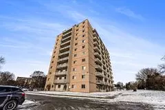 London, ON N5Y 3E9,583 Mornington AVE #401