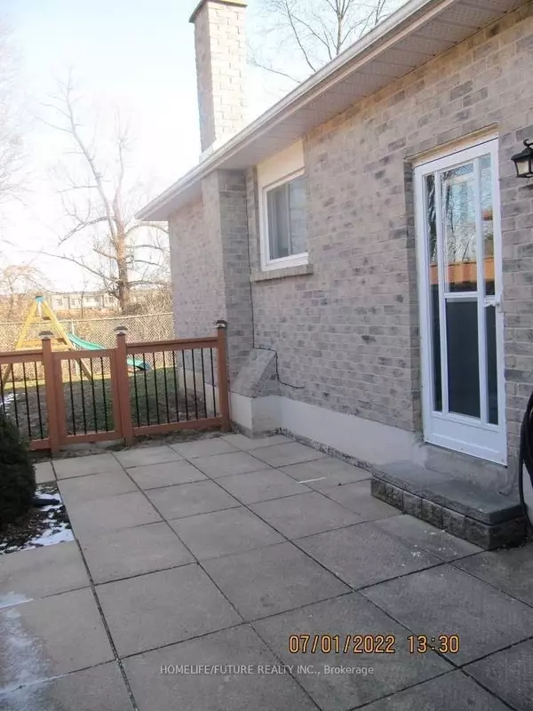 Whitby, ON L1N 7K8,45 Regency CRES #Bsmt