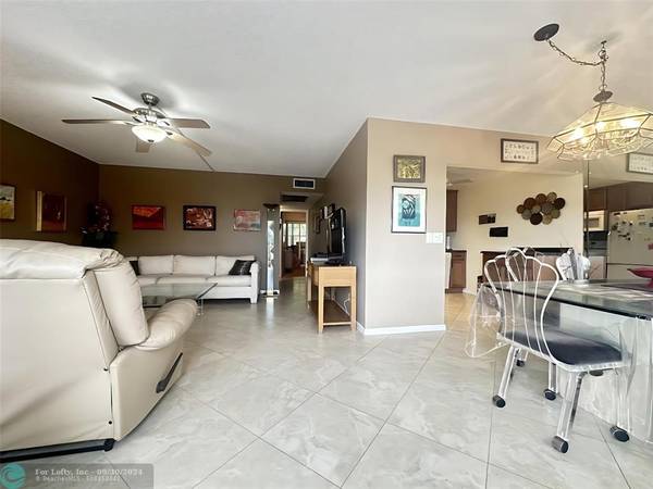 Deerfield Beach, FL 33442,3040 Lyndhurst J  #3040