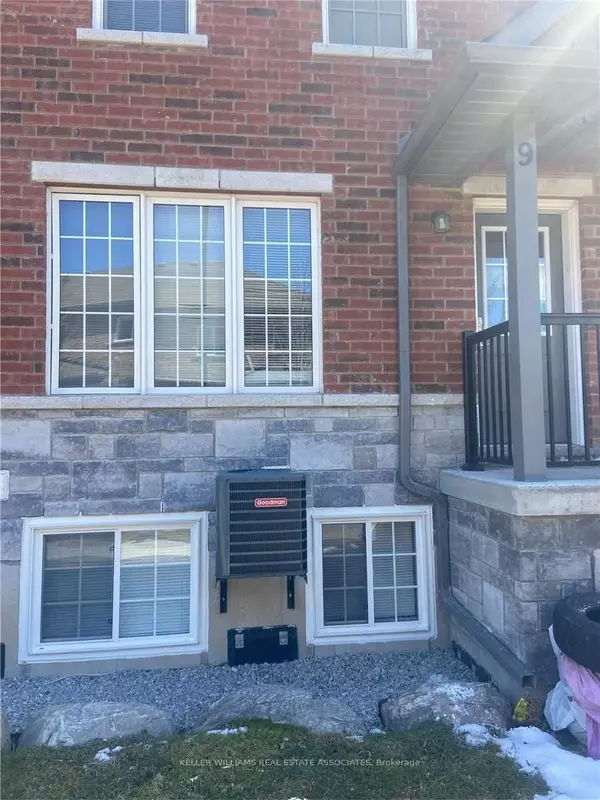 Barrie, ON L4M 7C2,246 Penetanguishene RD #9