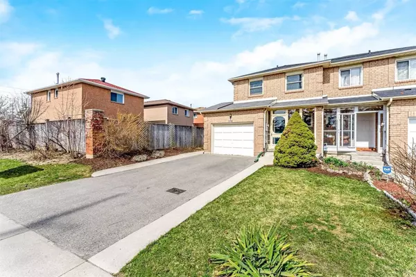 Brampton, ON L6Z 4R9,106 Toba CRES