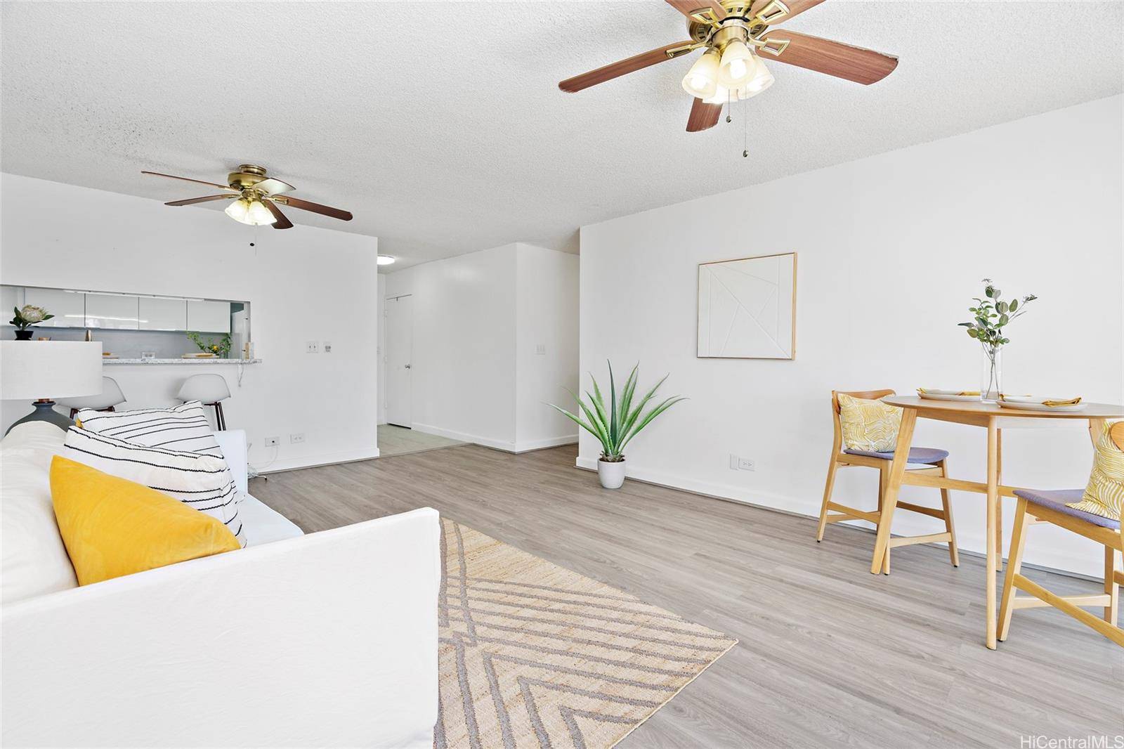 Honolulu, HI 96814,920 Ward Avenue #8A