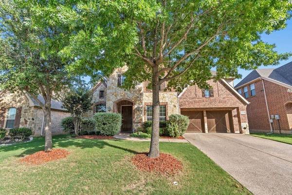 2775 Bridgewater Drive, Grand Prairie, TX 75054