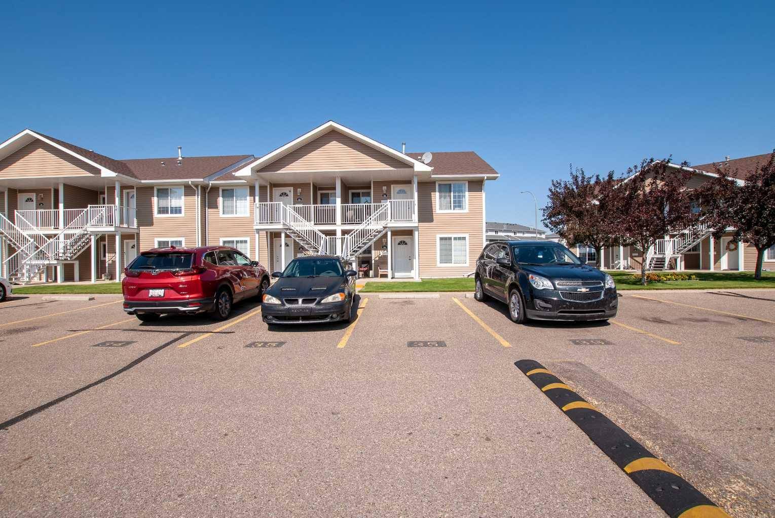 Medicine Hat, AB T1C 0A8,36 Northlands LN NE