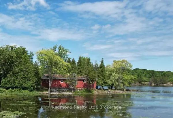 Leeds And The Thousand Islands, ON K0E 1L0,918 MOONLIGHT LN