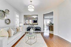 Oakville, ON L6M 0R7,2521 Pine Glen RD
