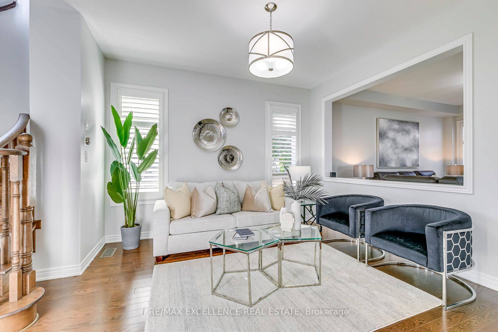 Oakville, ON L6M 0R7,2521 Pine Glen RD