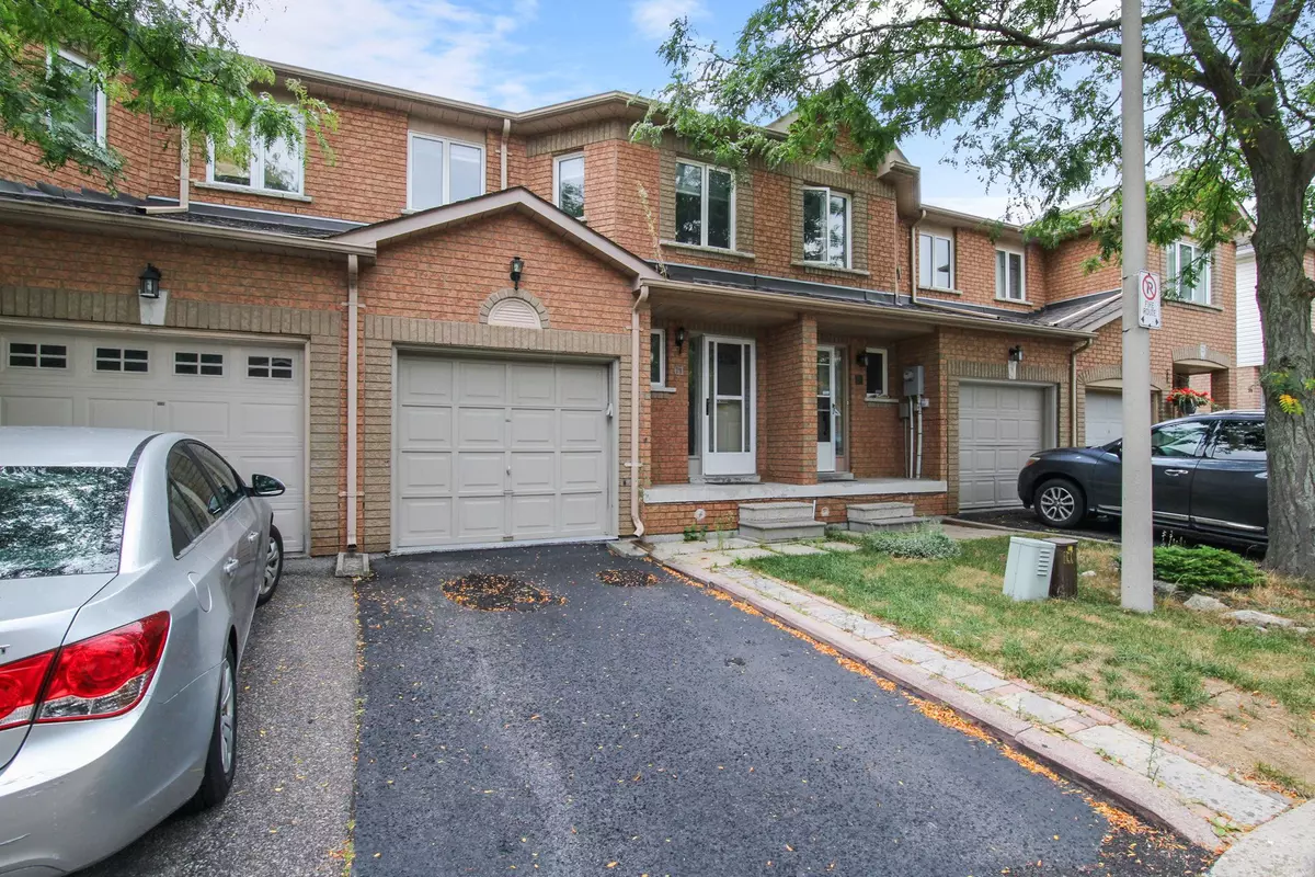 Brampton, ON L7A 1J5,200 Cresthaven RD E #61