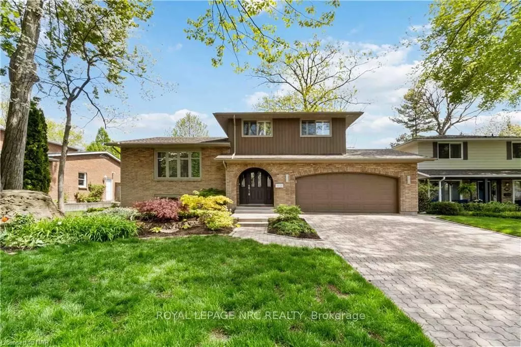 Niagara Falls, ON L2J 2C2,7087 RIDGEWOOD CRES