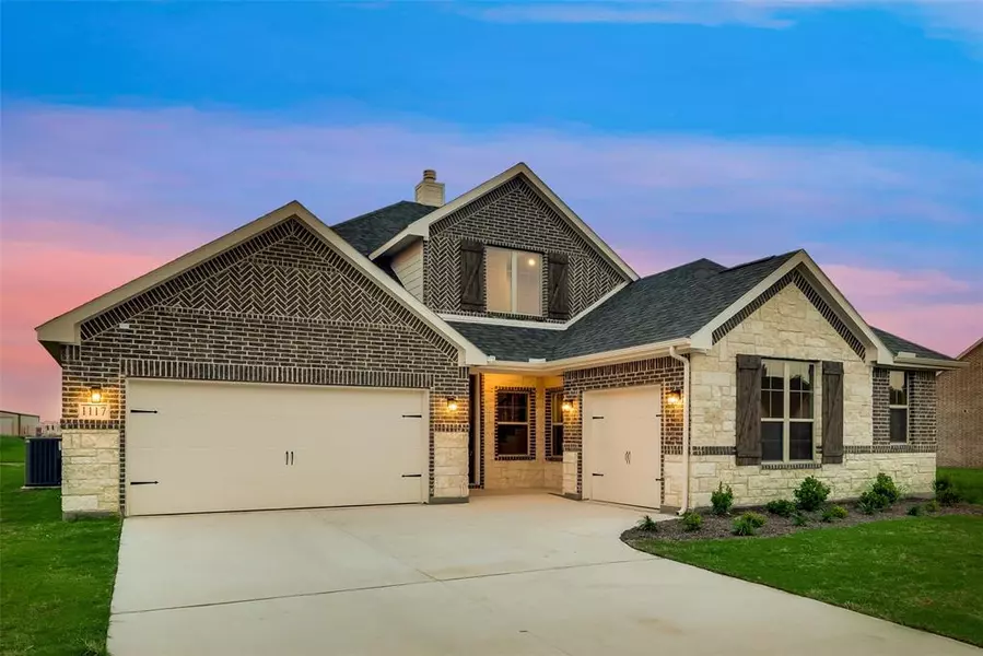 1117 Trinity Drive, Springtown, TX 76082