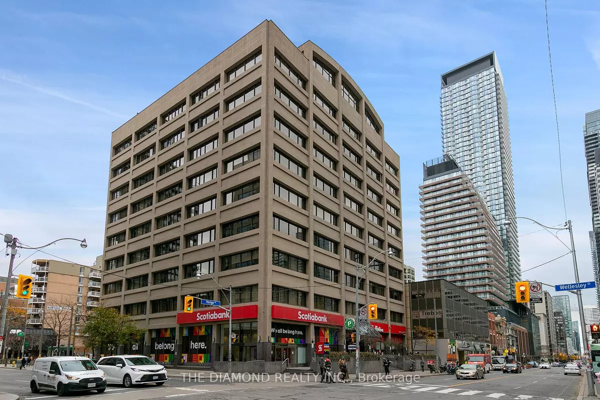 Toronto C08, ON M4Y 3A6,555 Yonge ST #208