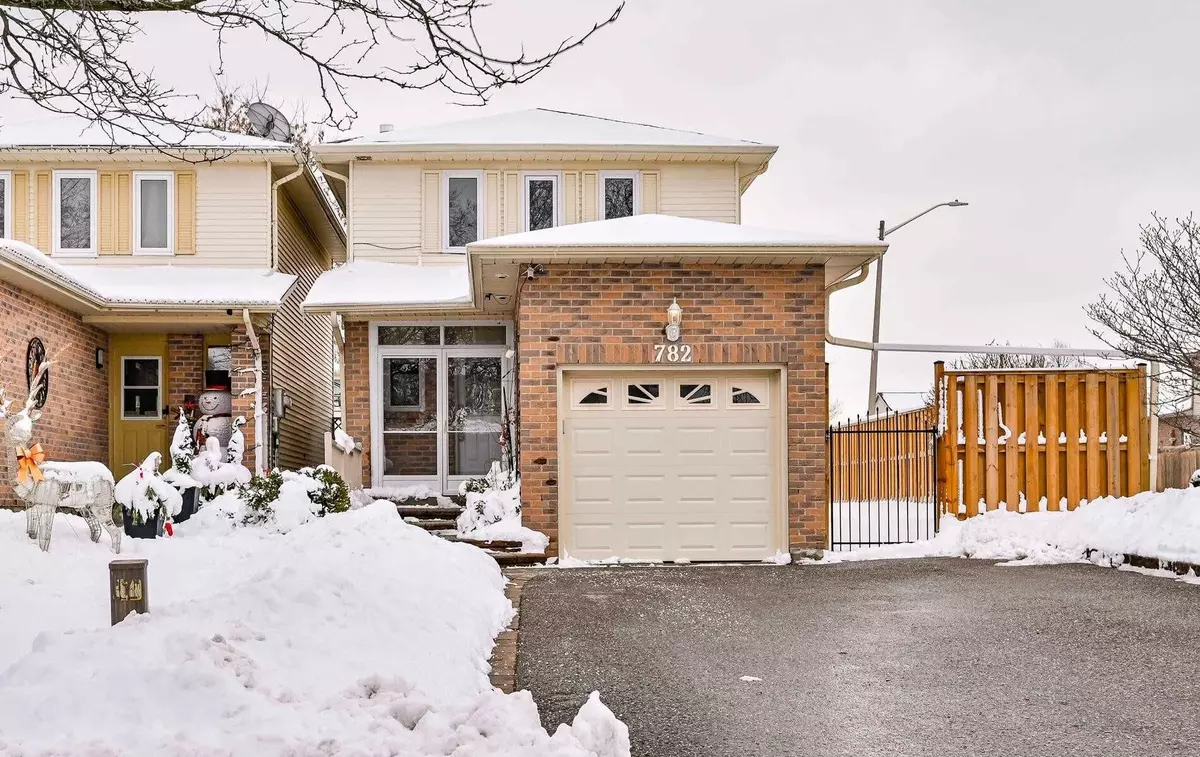 Oshawa, ON L1K 1W9,782 Crowells CT