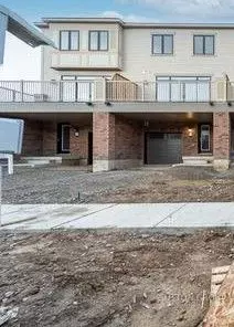 Brantford, ON N3T 0V7,38 BEE CRES