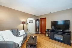 Oshawa, ON L1J 1V3,206 Hibbert AVE