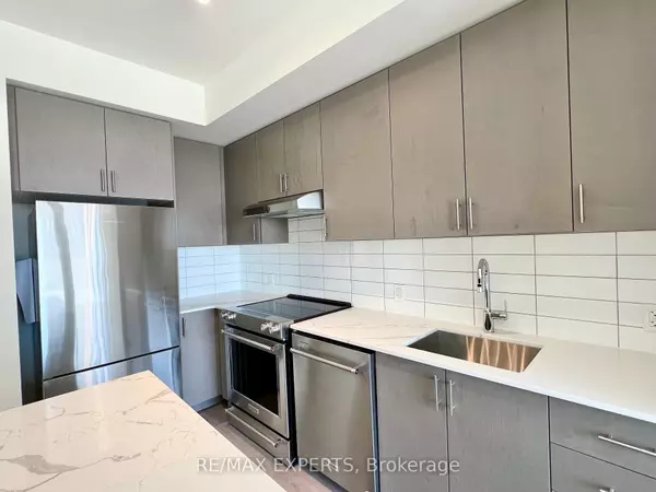 Vaughan, ON L4K 2M9,9000 Jane ST N #222