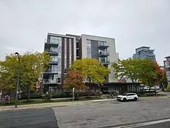 Mississauga, ON L5G 4V8,70 Port ST E #509