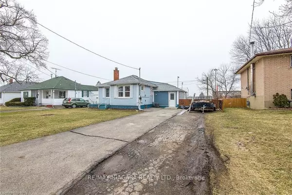 Port Colborne, ON L3K 5G1,85 OAKWOOD ST